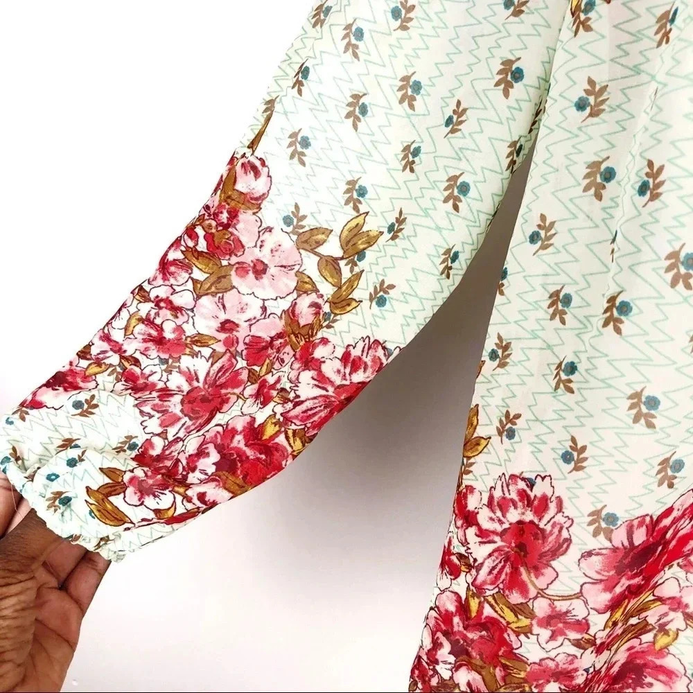 Kelly Renee | Floral Boho 3/4 Sleeve Top - Picture 3 of 7